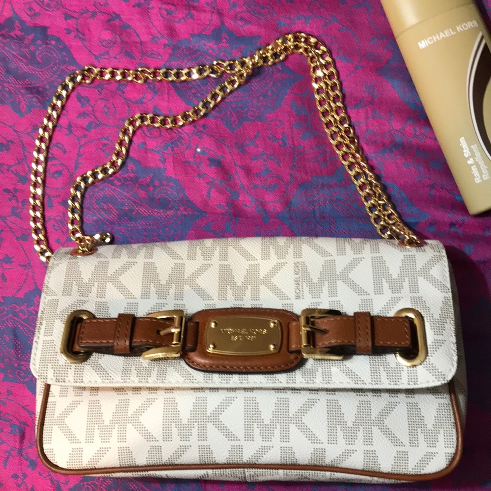 Michael Kors purse